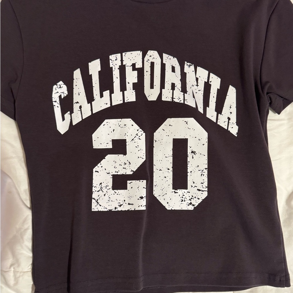 Edikted Black California Graphic Tee Short Sleeve